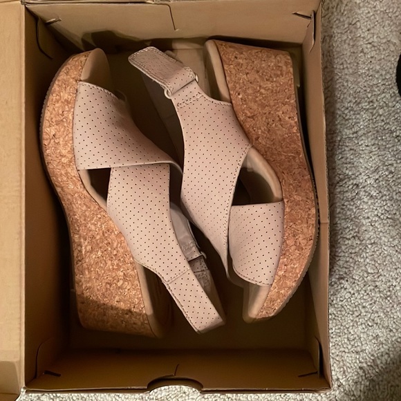 Clarks Annabel Parker Wedge - Picture 1 of 9